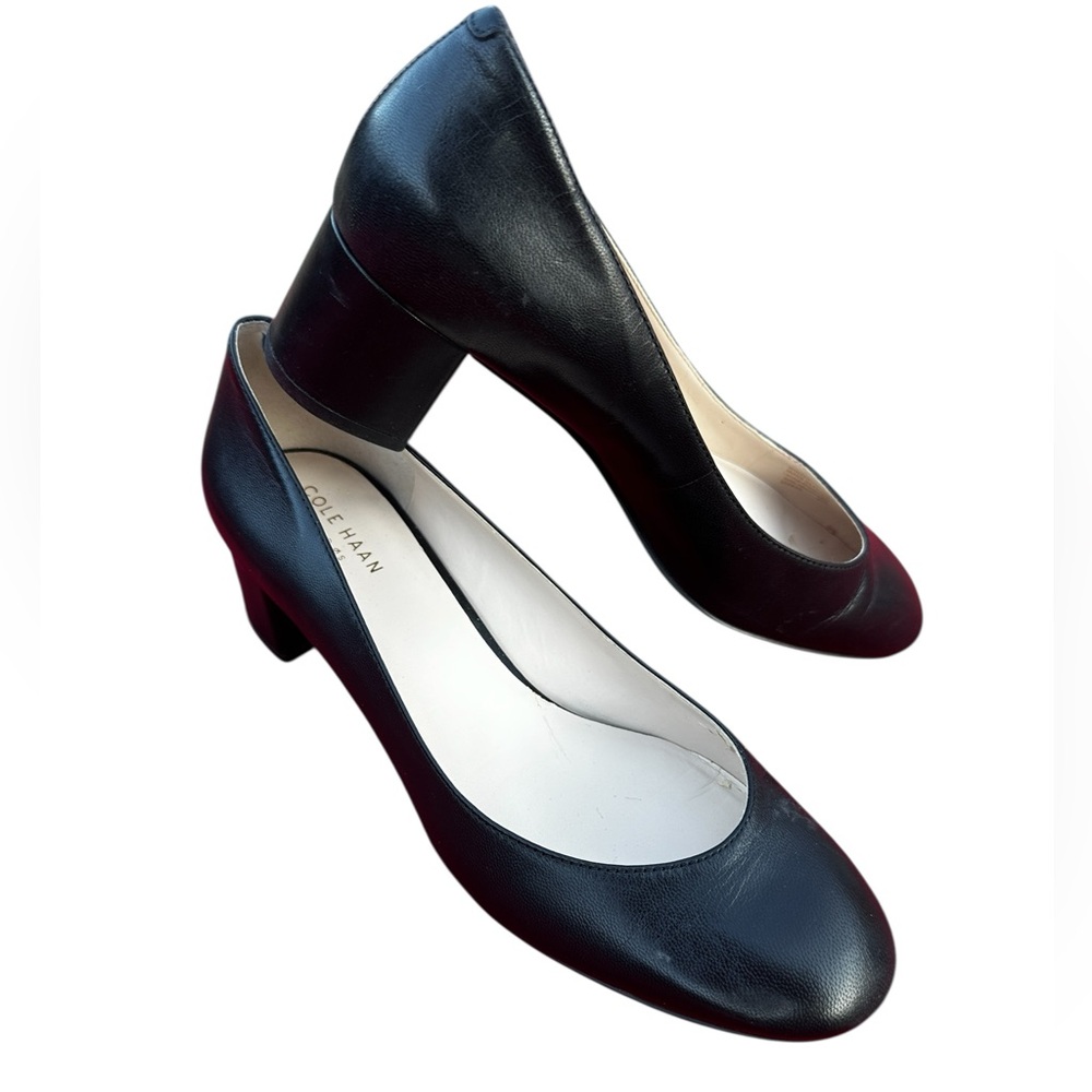 Cole Haan Grand Black pump block heel round toe EUC SIZE 8